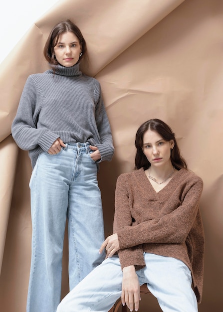 Styling a Cropped Sweater: Chic and Trendy Outfit Ideas