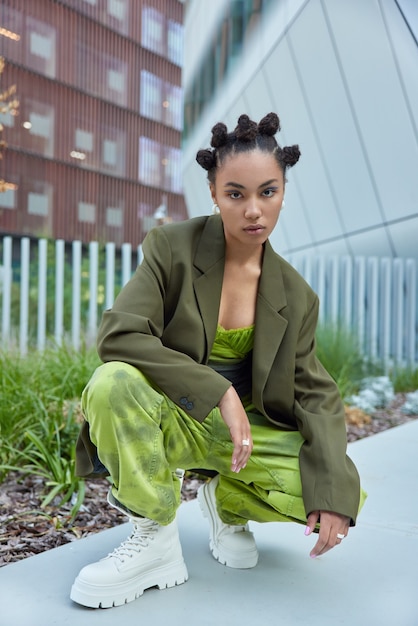 January 2025’s Standout Fashion Moments: Zendaya Radiates in Orange Louis Vuitton, KeKe Palmer Commands in Teal Dior, Rihanna Exudes Edge in Black Leather & More!